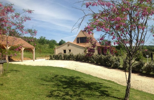 Sainte-Alvere Villa | Acacia lovely holiday.