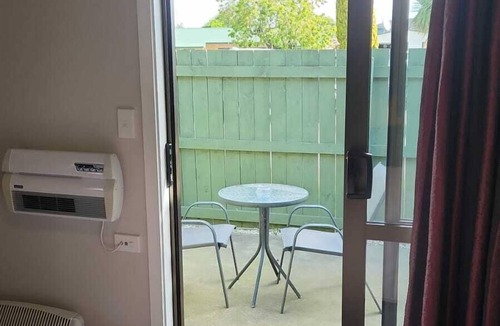 Ashburton Hotel | Academy Lodge Motel