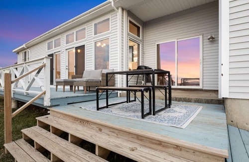 Lamoine House | Acadia Adventure Retreat Quiet Stay Near the Beach