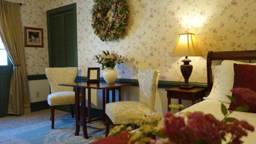 Sullivan Bed & Breakfast | Acadia Bay Inn