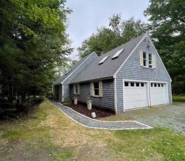 Lamoine House | Acadia Coastal Cape 20 min to Acadia National Park