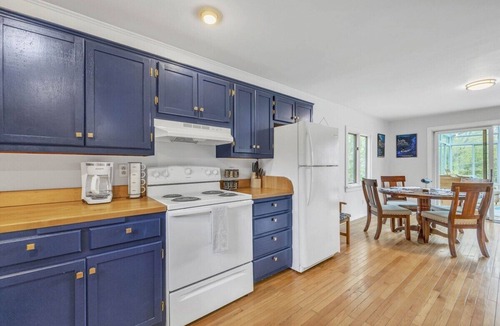 Hancock House | Acadia Cottage by Tidal Falls