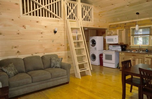 Southwest Harbor Cabin | Acadia Explorer Cabin 2