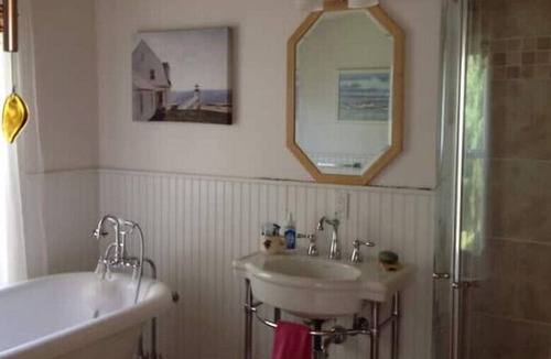 East Sullivan House | Acadia Lights Cottage