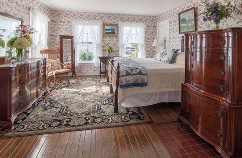 Prospect Harbor Bed & Breakfast | Acadia Oceanside Meadows Inn