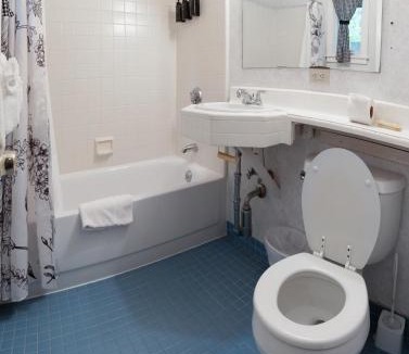 Salsbury Cove Hotel | Acadia Pines Motel