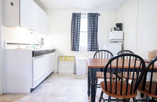 Salsbury Cove Hotel | Acadia Pines Motel