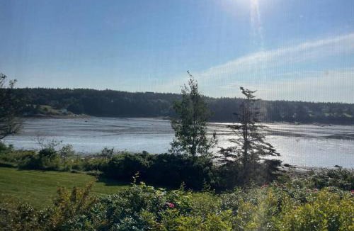West Tremont House | Acadia Seaside Bungalow