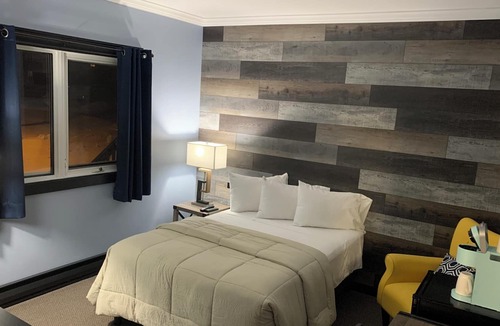 Stephenville Hotel | Acadian Hotel