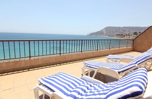 Calpe City Center Apartment | ACARIBEP-1ºlínea Playa-Wifi y Garaje Gratis.