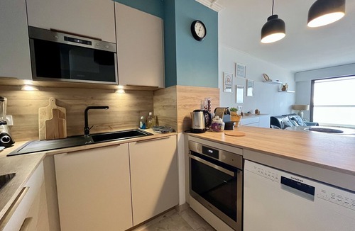 Les Sables d'Olonne Apartment | Accès direct à la Plage + Garage fermé