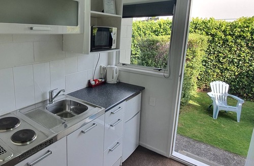 Two Mile Bay Hotel | Accent on Taupo