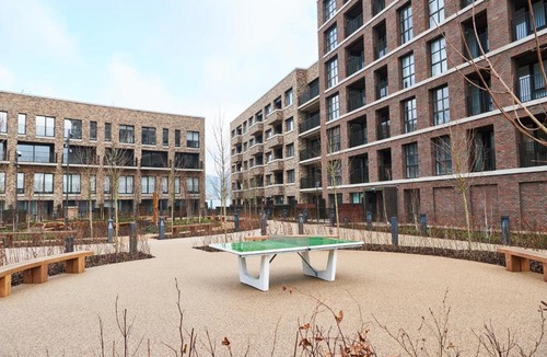 Rotherhithe Apartment | Access Canada Water