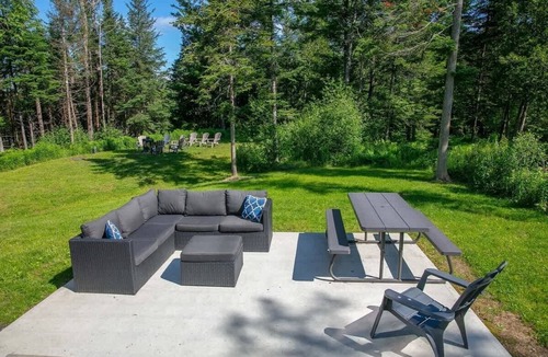 Stanstead Township Ski Chalet | Access to Lake Memphremagog - Spa - Constellation