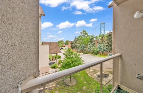 Sandwich Towne Condo | Access to the beach and riverside trail.