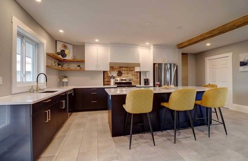 Cookshire-Eaton Ski Chalet | Access to the river - Spa - Inground pool