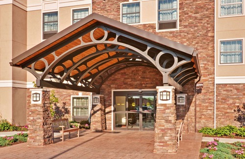 West Seneca Apartment | Accessible 1-BR Suite, 2 Doubles, Sleeps 5