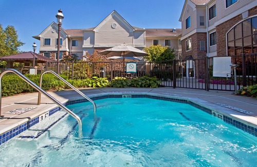 Utica Apartment | Accessible 1BR Suite w/ Kitchen | Free Breakfast!