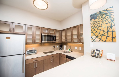 Fall Creek Apartment | Accessible 2BR Suite, King + 2 Queens, Tub
