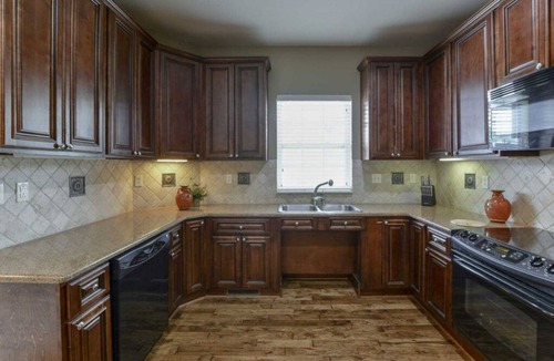 Branson House | Accessible 4BR/4BA Golf Villa with Resort Pool and Hot Tub