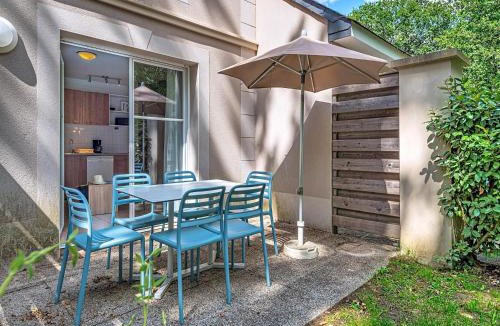 Saumur Apartment | Accessible Apartment with Terrace for 3