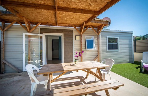 Saint-Rome-de-Tarn House | Accessible Mobile Home with Terrace in Saint-Rome-de-Tarn