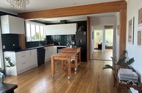 Nukuhou Cottage | Accessible Ohope Beach Country Cottage