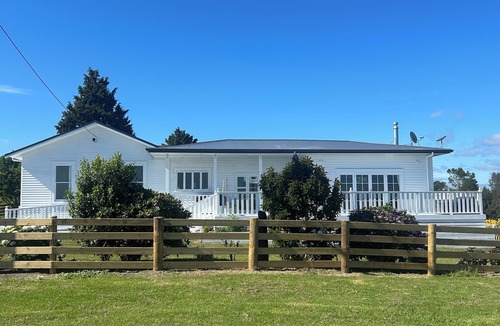 Nukuhou Cottage | Accessible Ohope Beach Country Cottage