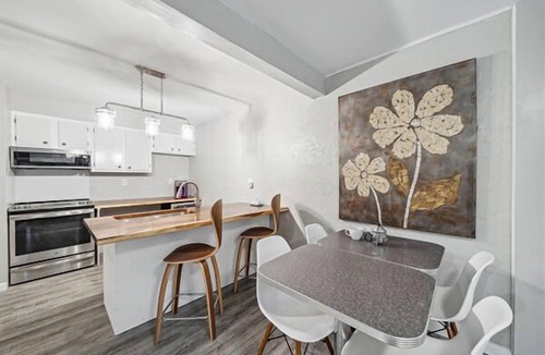 Stillwater Apartment | Accessible Retreat Near Downtown Stillwater - Charming 3 Bedroom