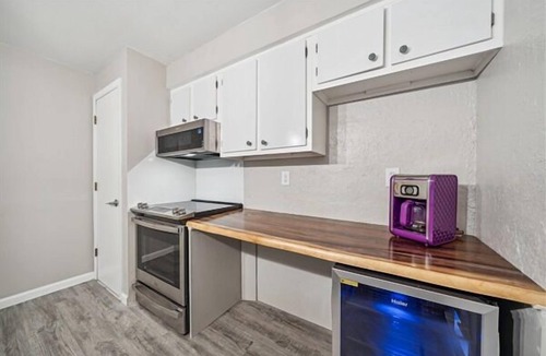 Stillwater Apartment | Accessible Retreat Near Downtown Stillwater - Charming 3 Bedroom