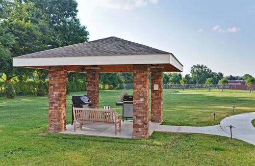 West Seneca Apartment | Accessible Suite w/Kitchen, Breakfast, & Pool!