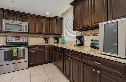 Schulte Park Condo | Accessible 1st Floor-Heated Pool-Opus #105
