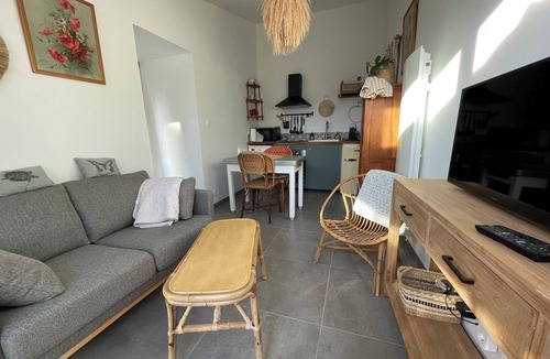 Saint-Brevin-les-Pins House | Accommodation with terrace 3 minutes from the sea and shops