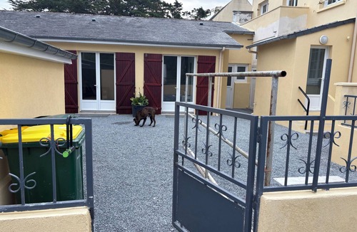 Batz-sur-Mer Apartment | Accommodation facing the sea and close to all amenities