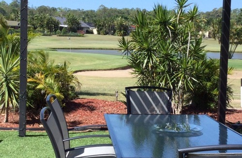 Cornubia House | Accommodation for 2 Guests between Brisbane and Gold Coast