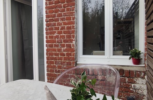 Marcq-en-Baroeul Apartment | Accommodation with terrace and secure, covered parking, 5 minutes from Lille