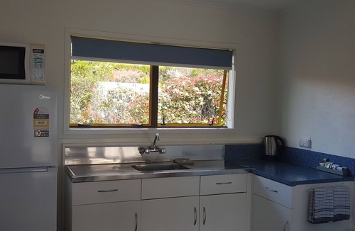 Te Puna Hotel | Accommodation Te Puna