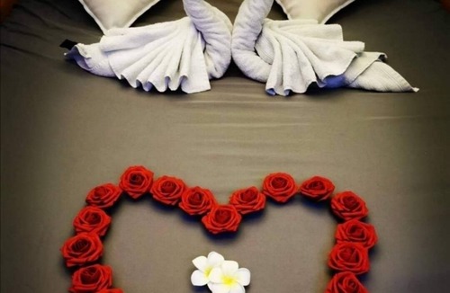 Neuf-Mesnil Apartment | Accommodation with Private Spa