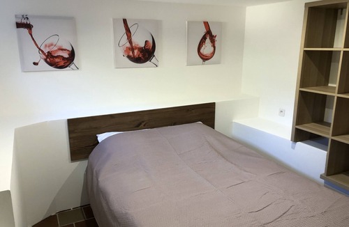 Armissan House | ACCOMODATION IN OUR WINE CELLAR IN THE HEART OF GARRIGUE