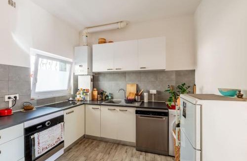Leon Blum - Bon Coin House | Accords Parfaits Famille
