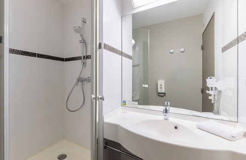 Ville-la-Grand Hotel | Ace hôtel Annemasse Genève