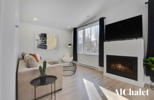 Pont-Rouge Ski Chalet | Achille - Boisé avec spa et sauna