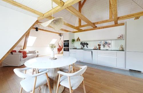 Schupfheim Apartment | Achtsames zentrales Loft I Garten I Parkplatz