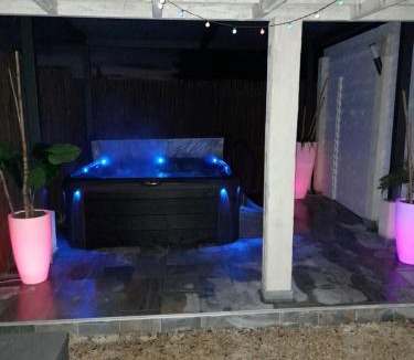 Bagard House | Acienne bergerie cévenole avec spa