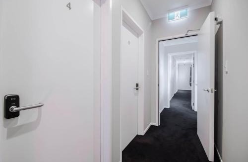 Papatoetoe Hotel | ACL Studio Units