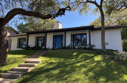 Barton Hills House | ACL Zilker-Barton Springs-Downtown-Walking Distance to Everything!