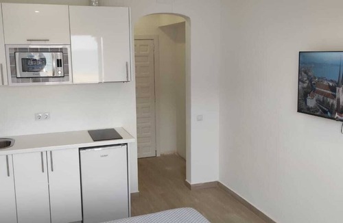 Sant Salvador Apartment | Acogedor Apartamento en la Playa de Sant Salvador - Increíbles Vistas al mar