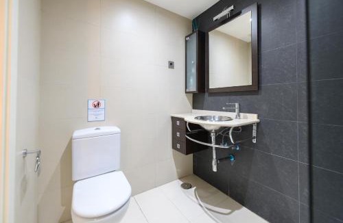 San Andres Apartment | Acogedor Dúplex con Cocina Abierta y Suite Privada en Madrid LDM11034