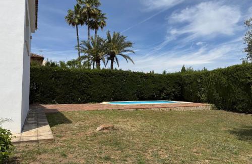 Lliria House | Acogedora casa con piscina