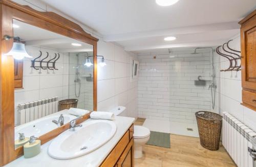 Azagra House | Acogedora casa rural para conocer Navarra
